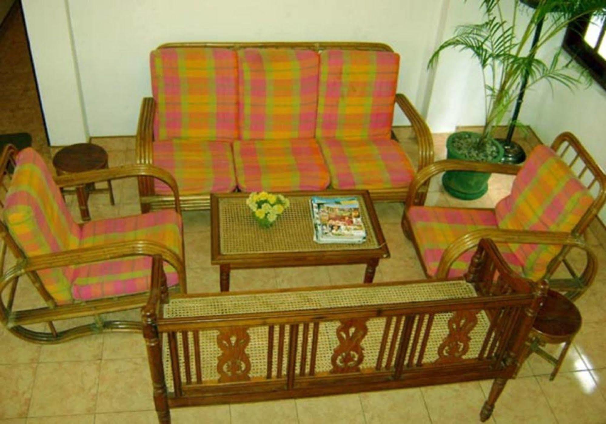 Palm Garden Home Stay Deiyannewela Ngoại thất bức ảnh